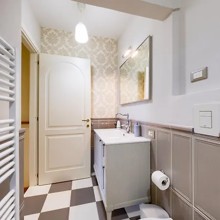 Apartment Alessandria's House Florenz