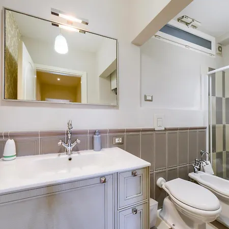 Alessandria's House Apartment