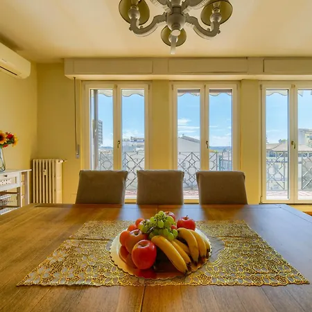 Alessandria's House Apartment Florenz